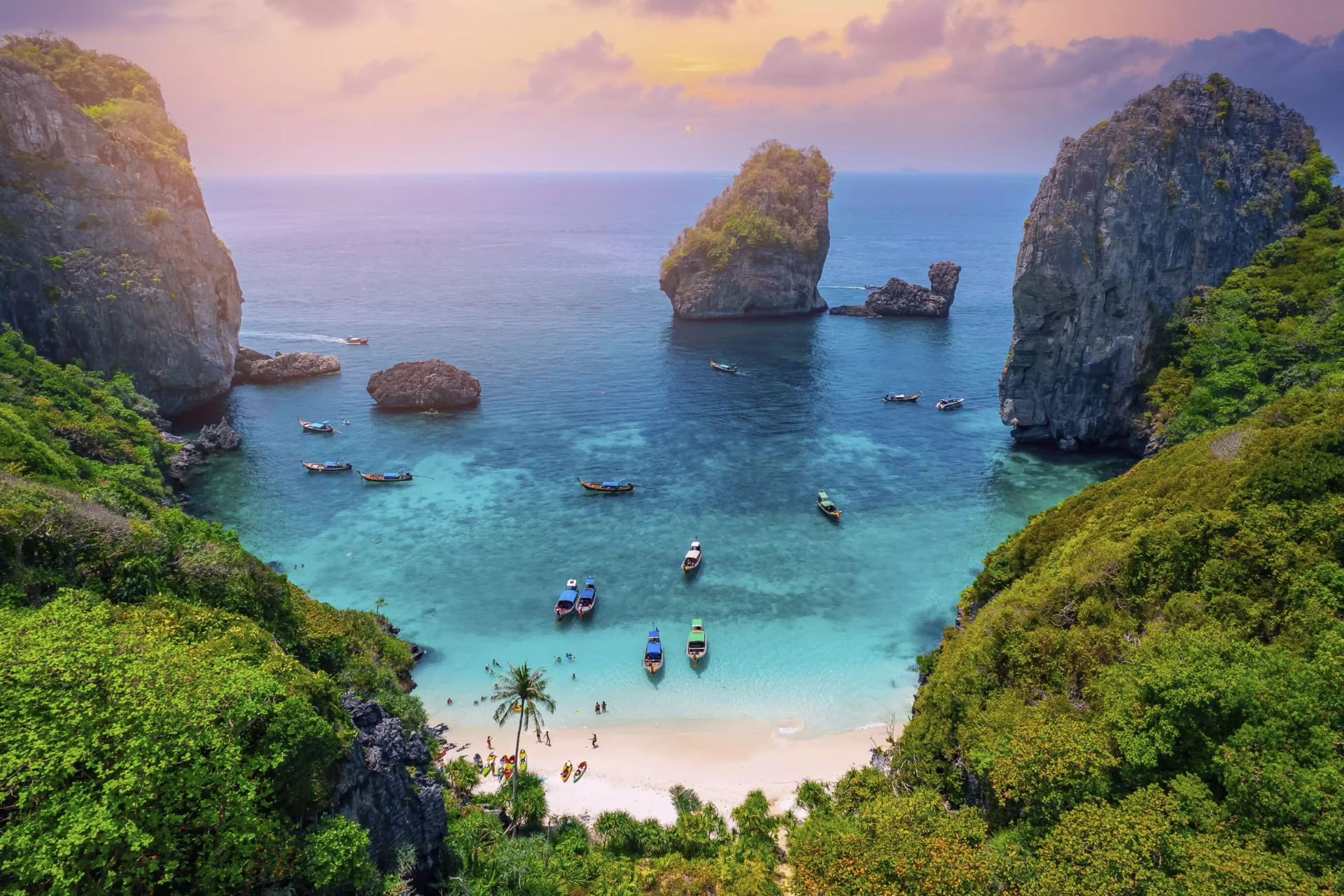 shutterstock_2501780187-1